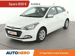 Weiß Gebraucht 2017 Hyundai i20 GO! Limousine | 8.540 € (Fairer Preis)