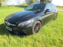 Schwarz Gebraucht 2016 Mercedes C63 AMG AMG Limousine | 46.900 € (Etwas zu teuer)
