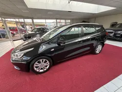 Schwarz Gebraucht 2012 Kia Ceed Sportswagon Edition 7 Kombi | 6.990 € (Fairer Preis)