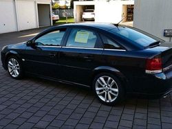 Schwarz Gebraucht 2005 Opel Vectra Limousine | 3.700 € (Teuer)