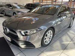 Mountaingrau (metallic) Gebraucht 2018 Mercedes A200 AMG line Limousine | 23.900 € (Fairer Preis)