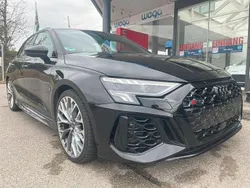 Schwarz Gebraucht 2024 Audi RS3 Sportback Sport Kleinwagen | 57.590 € (Fairer Preis)