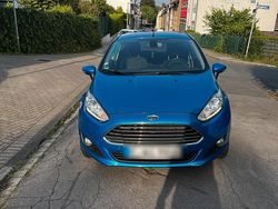 Blau Gebraucht 2013 Ford Fiesta Titanium Kleinwagen | 4.200 € (Guter Preis)