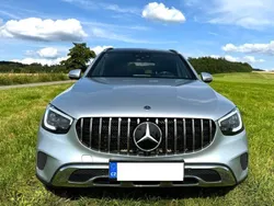 Silber Gebraucht 2021 Mercedes 200 SUV | 37.899 € (Teuer)