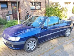 Blau Gebraucht 1999 Peugeot 306 Cabriolet Cabrio | 1.850 € (Fairer Preis)