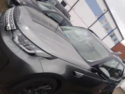 Grau Gebraucht 2018 Land Rover Discovery 5 HSE SUV | 33.000 € (Teuer)