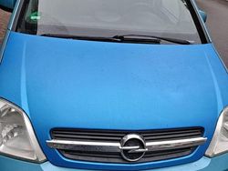 Blau Gebraucht 2004 Opel Meriva Van / Kleinbus | 800 € (Guter Preis)