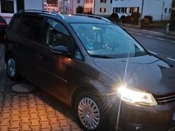 Braun Gebraucht 2012 VW Touran Style Van / Kleinbus | 7.100 € (Guter Preis)