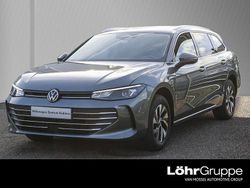 Grau Neu 2025 VW Passat Business Limousine | 55.630 € (Teuer)