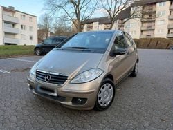 Gold Gebraucht 2004 Mercedes A150 Limousine | 2.400 € (Fairer Preis)