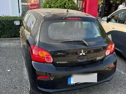 Schwarz Gebraucht 2017 Mitsubishi Space Star Kleinwagen | 3.400 € (Fairer Preis)