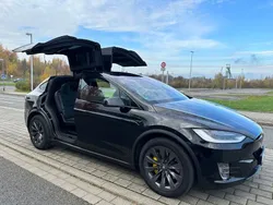 Schwarz Gebraucht 2018 Tesla Model X Performance SUV | 36.295 € (Fairer Preis)