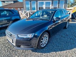 Mondscheinblau metallic (metallic) Gebraucht 2015 Audi A4 S-Line Kombi | 18.990 €