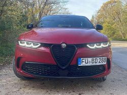Rot Gebraucht 2024 Alfa Romeo Tonale Veloce SUV | 34.750 € (Guter Preis)