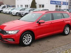 Tornadorot Gebraucht 2023 VW Passat Business Kombi | 23.500 € (Superpreis)