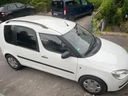 Weiß Gebraucht 2009 Skoda Roomster Kombi | 1.200 € (Superpreis)