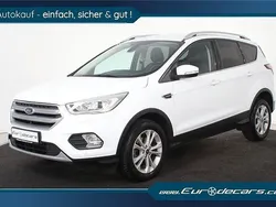 Weiß Gebraucht 2017 Ford Kuga Titanium SUV | 11.800 € (Guter Preis)