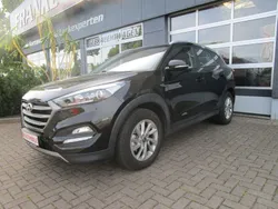 Schwarz Gebraucht 2016 Hyundai Tucson Trend SUV | 11.990 € (Fairer Preis)