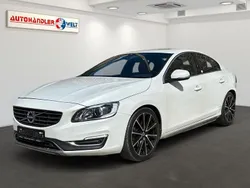 Weiß Gebraucht 2016 Volvo S60 Limousine | 16.999 € (Etwas zu teuer)