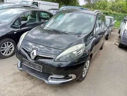 Sternenschwarz Gebraucht 2015 Renault Grand Scénic III Bose Edition Van / Kleinbus | 3.900 € (Guter Preis)