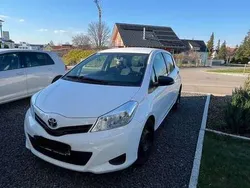Gebraucht 2013 Toyota Yaris Club Limousine | 6.500 € (Fairer Preis)