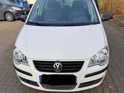 Weiß Gebraucht 2007 VW Polo Limousine | 4.000 € (Etwas zu teuer)