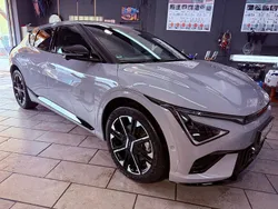 Grau Gebraucht 2025 Kia EV6 2 SUV | 45.000 €