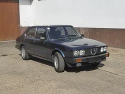 Blau Gebraucht 1984 Alfa Romeo Alfetta Limousine | 9.800 €