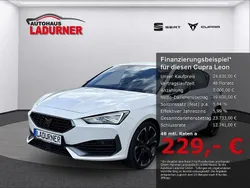 Weiss Gebraucht 2021 Cupra Leon VZ Limousine | 24.830 € (Fairer Preis)