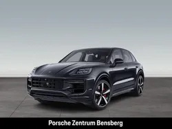 Schwarz Neu 2025 Porsche Cayenne GTS SUV | 167.006 € (Etwas zu teuer)