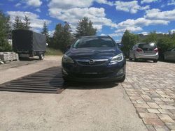 Ozeanblau/waterworld Gebraucht 2010 Opel Astra Edition Kombi | 5.350 € (Fairer Preis)