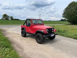 Rot Gebraucht 1990 Jeep Wrangler SUV | 11.000 €