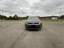 Grau Gebraucht 2017 VW Polo Limousine | 8.000 € (Fairer Preis)