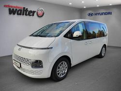 Creamy white / sol Gebraucht 2023 Hyundai Staria Trend Van | 29.990 €