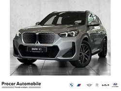 Silber Neu 2025 BMW iX1 M Sport SUV | 48.990 € (Guter Preis)
