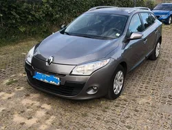 Silber Gebraucht 2012 Renault Mégane III Expression Limousine | 2.700 € (Superpreis)