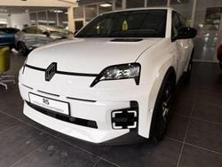 Perlmuttweiß metallic Neu 2025 Renault 5 E-Tech Urban Limousine | 31.190 €