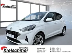 Weiss Gebraucht 2021 Hyundai i10 Edition 30 Kleinwagen | 12.690 € (Fairer Preis)