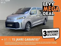 Silber Gebraucht 2024 Toyota Proace Verso Team Kombi | 40.890 € (Fairer Preis)