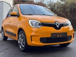 Gelb Gebraucht 2020 Renault Twingo LIMITED Kleinwagen | 8.680 € (Guter Preis)