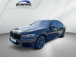 Grau Gebraucht 2022 BMW 730 M Sport Limousine | 51.480 € (Fairer Preis)