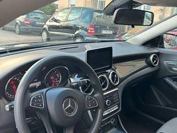 Schwarz Gebraucht 2017 Mercedes 200 Limousine | 17.500 € (Teuer)