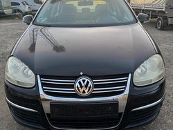 Schwarz Gebraucht 2005 VW Jetta Trendline Limousine | 1.590 € (Fairer Preis)