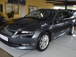 Grau Gebraucht 2016 Skoda Superb Style Kombi | 21.880 € (Teuer)
