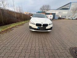 Weiß Gebraucht 2019 BMW 216 Active Tourer Performance Van / Kleinbus | 15.400 € (Fairer Preis)