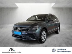 Grau Gebraucht 2022 VW Tiguan Allspace Life SUV | 33.113 € (Guter Preis)
