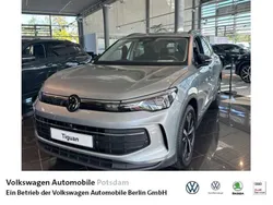 Oyster silver metallic Gebraucht 2025 VW Tiguan Goal SUV | 43.950 € (Superpreis)