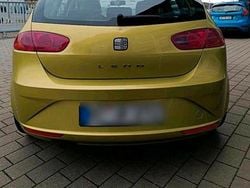 Grün Gebraucht 2009 Seat Alhambra Van / Kleinbus | 2.500 €