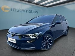 Schwarz Gebraucht 2022 VW Golf VIII Kleinwagen | 21.899 € (Guter Preis)