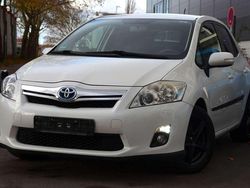 White pearl cs Gebraucht 2012 Toyota Auris Hybrid Travel Limousine | 6.690 € (Etwas zu teuer)